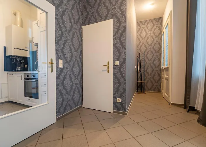 2 Bedroom For 6 Near Donaukanal & U4 U2 Metro Διαμέρισμα Βιέννη